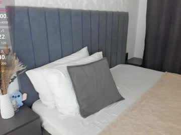 sophia_squirtits's sex show image