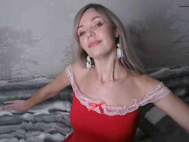 Изображение секс-шоу модели Kissz Изображение секс-шоу модели Kissz