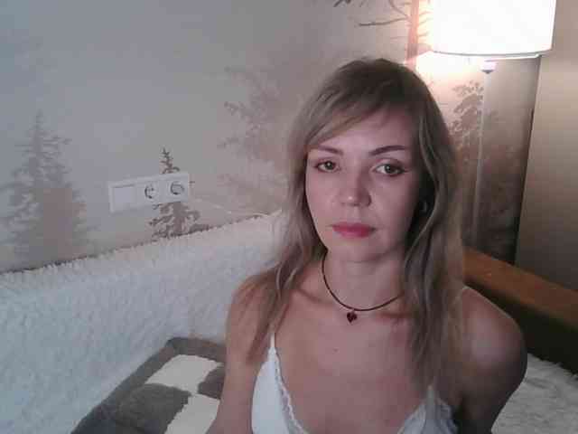 Изображение секс-шоу модели Kissz Изображение секс-шоу модели Kissz