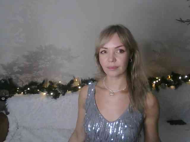 Изображение секс-шоу модели Kissz Изображение секс-шоу модели Kissz