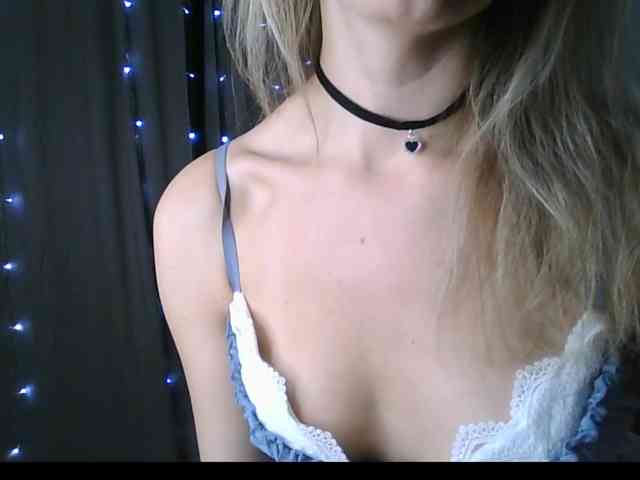 Изображение секс-шоу модели Kissz