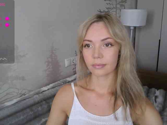 Изображение секс-шоу модели Kissz Изображение секс-шоу модели Kissz