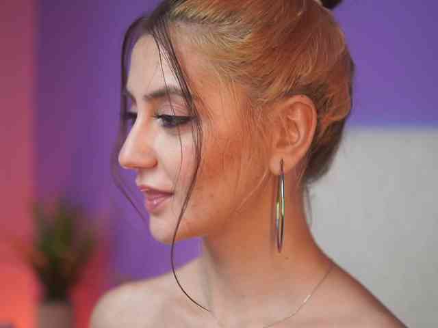 Изображение секс-шоу модели SabrinaHope