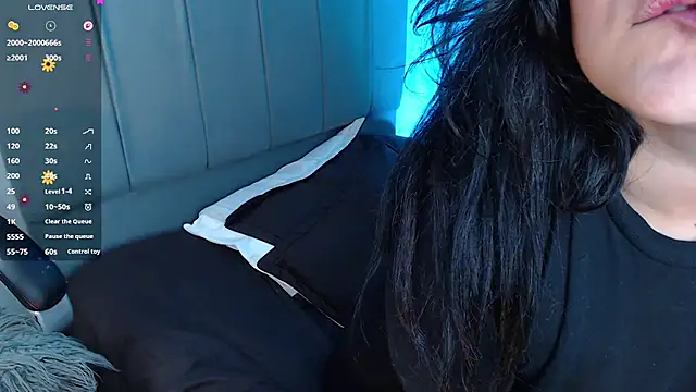 VictoriaMontero30000's sex show image