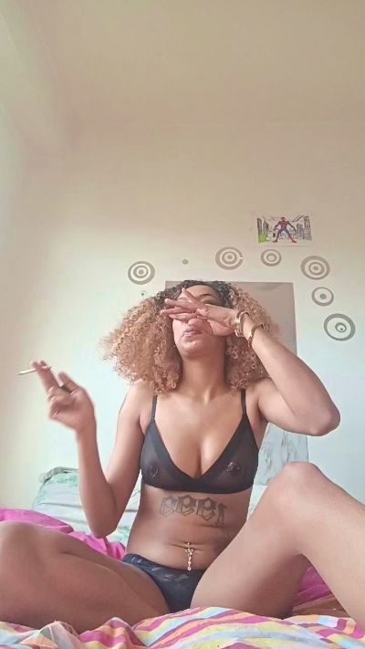 Изображение секс-шоу модели elleblue_sexy