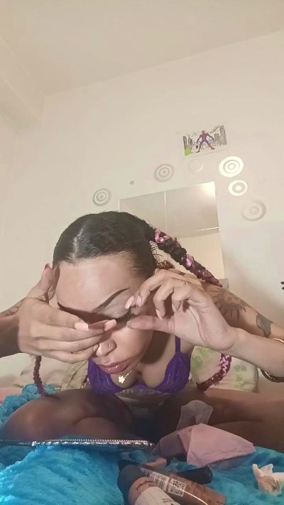 elleblue_sexy's sex show image