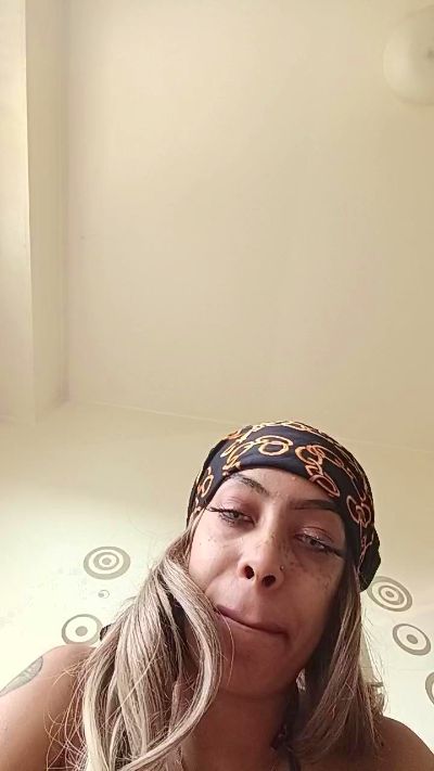 Sexshow-Bild von elleblue_sexy