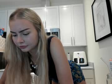 Sexshow-Bild von ariah_is_blonde Sexshow-Bild von ariah_is_blonde