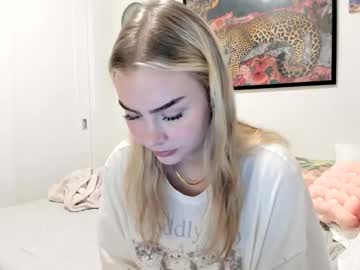 Sexshow-Bild von ariah_is_blonde Sexshow-Bild von ariah_is_blonde