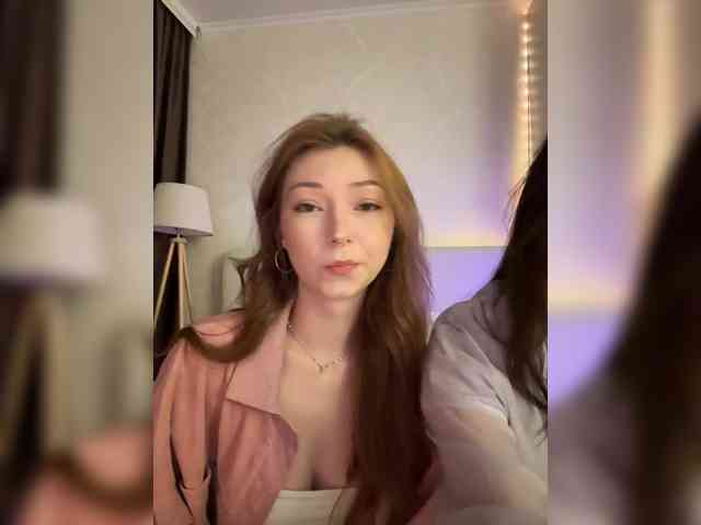 CrazyAleona's sex show image