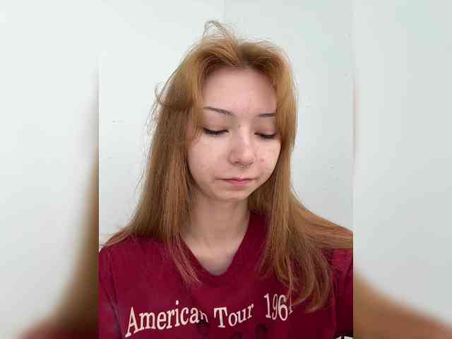 CrazyAleona's sex show image