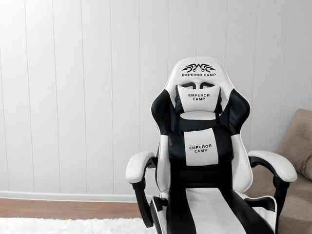 Kiza9's sex show image Kiza9's sex show image