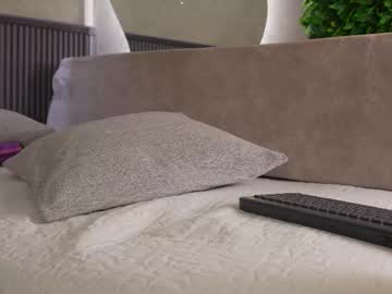 willow_hendrix's sex show image