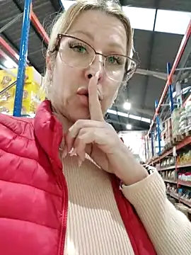 blondyruby's sex show image