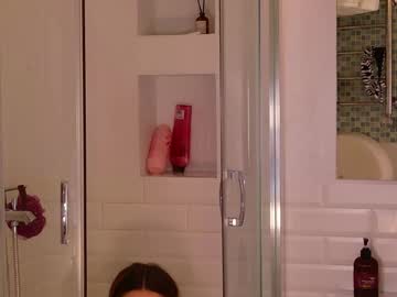 tinapie's sex show image