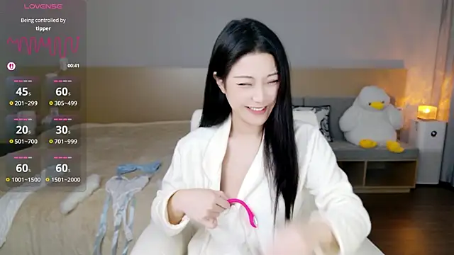 Lucky-baby's sex show image