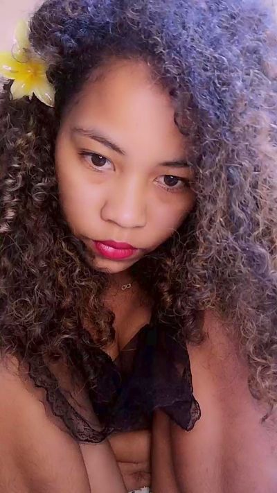 Изображение секс-шоу модели inahsia1