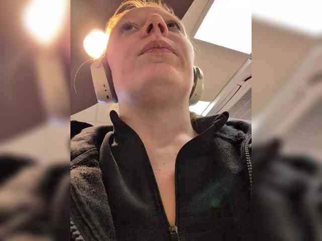 Zlatalata's sex show image