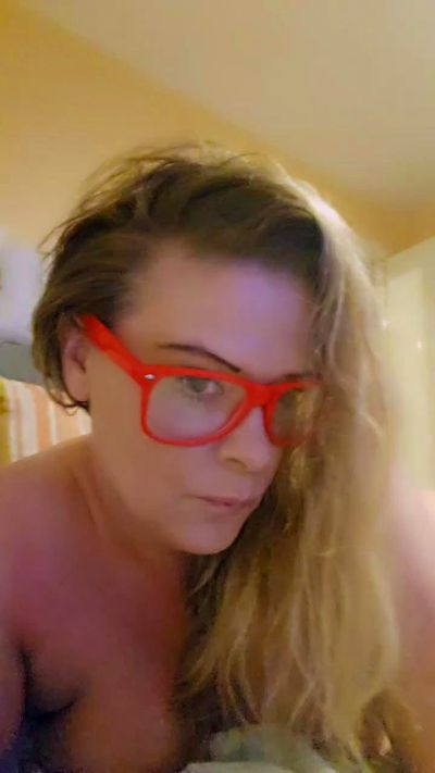 RoxyRampant86's sex show image RoxyRampant86's sex show image