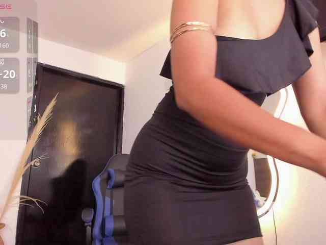 lakshmi-rai's sex show image