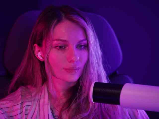 Изображение секс-шоу модели DianaMurr Изображение секс-шоу модели DianaMurr