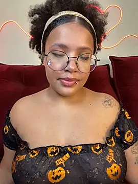 99_Lilith's sex show image