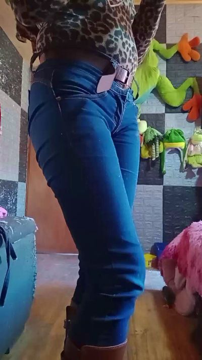 Sexshow-Bild von AlejandritaMilf Sexshow-Bild von AlejandritaMilf