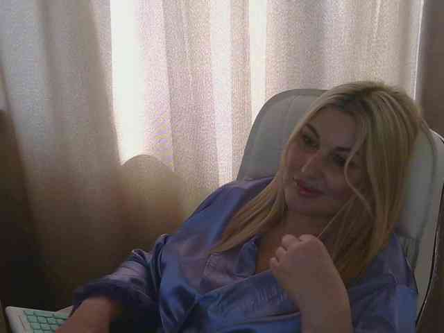 TANMZYA's sex show image