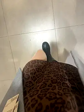 yimisun01's sex show image