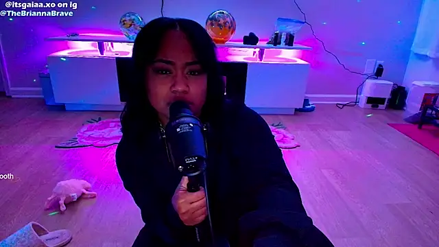 BriannaBrave's sex show image