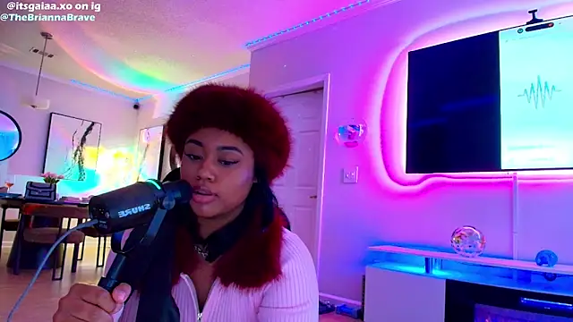 BriannaBrave's sex show image