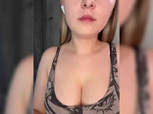 Peach--Alice's sex show image