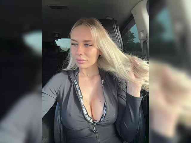 Lovensesgirl's sex show image