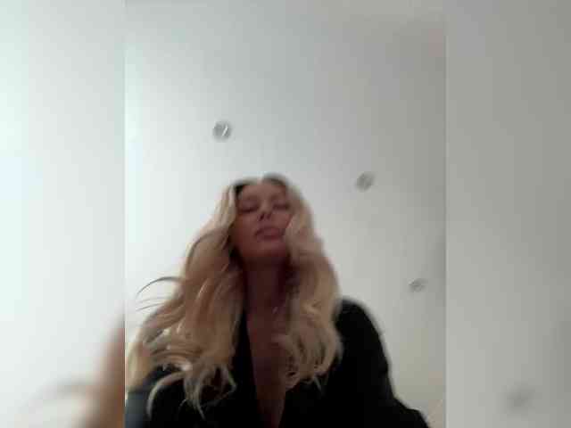 Lovensesgirl's sex show image