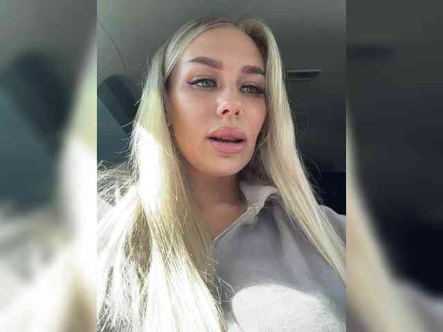 Lovensesgirl's sex show image