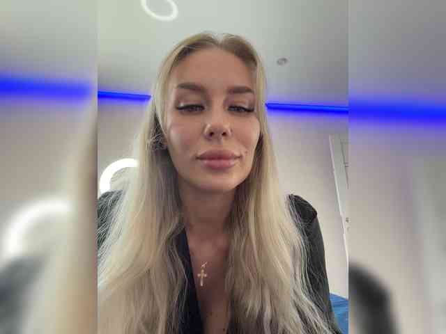 Lovensesgirl's sex show image