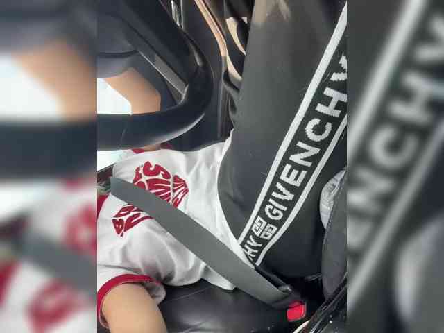 Изображение секс-шоу модели lucygirl-