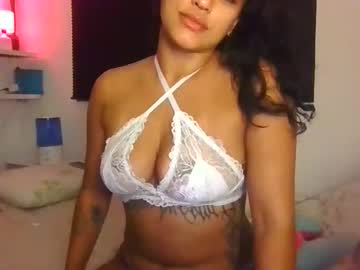 Изображение секс-шоу модели mariguimajf Изображение секс-шоу модели mariguimajf