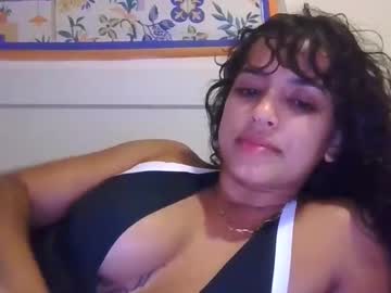 Изображение секс-шоу модели mariguimajf Изображение секс-шоу модели mariguimajf