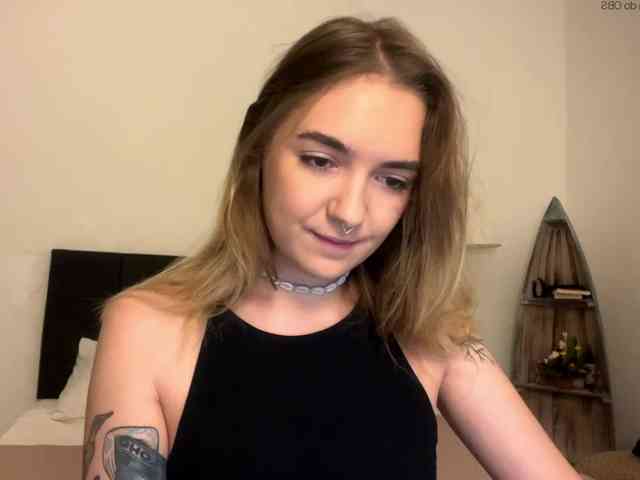 RoxyHorny's sex show image RoxyHorny's sex show image