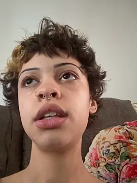 jojosbizarrelyf's sex show image