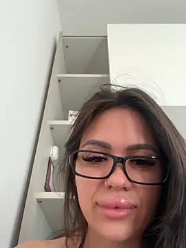 JustLora's sex show image