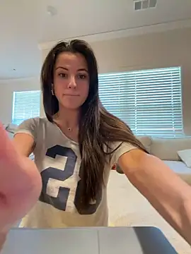 heyitsmadig's sex show image