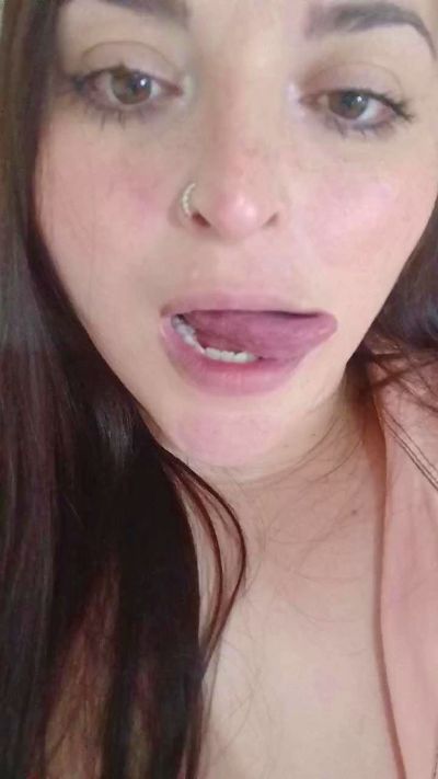 Изображение секс-шоу модели Raissakuc