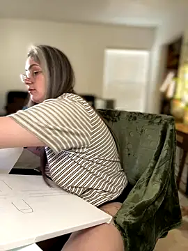 Alix_Valentine's sex show image