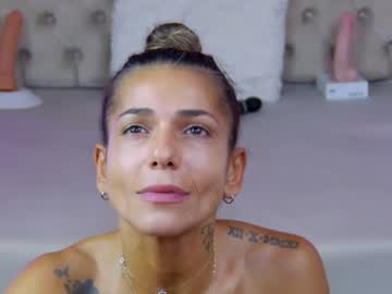 tastypatricia's sex show image