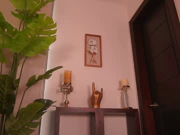 Изображение секс-шоу модели erikabee