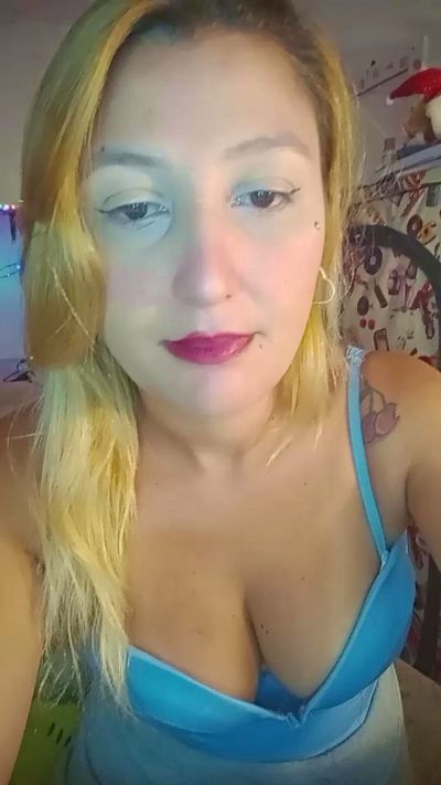 Mazie07's sex show image Mazie07's sex show image