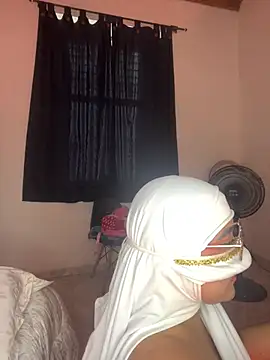 Maisa_issa's sex show image