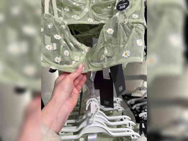 Изображение секс-шоу модели EvaRoughe